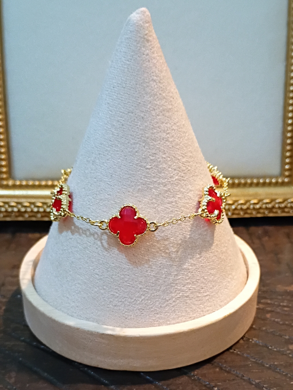 New Gold Plated Chain Bracelet with Red Clover Motifs